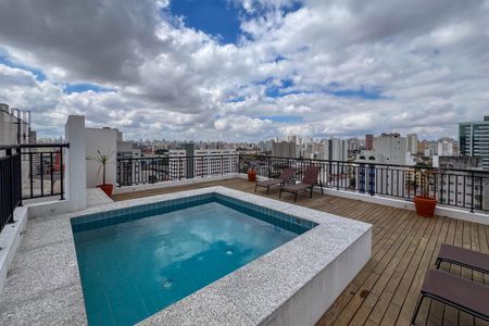 Studio à venda com 26m², 1 quarto e sem vagaPiscina