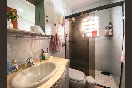 Casa à venda com 180m², 4 quartos e 2 vagas Casa à venda com 180m², 4 quartos e 2 vagasBanheiro da Suíte 2