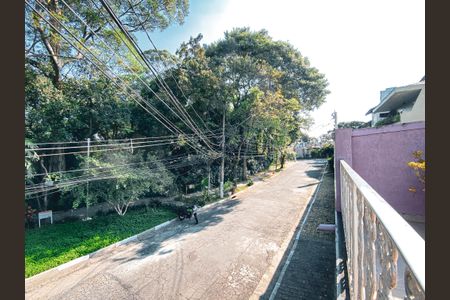 Casa à venda com 180m², 4 quartos e 2 vagas Casa à venda com 180m², 4 quartos e 2 vagasSacada do Suíte 1