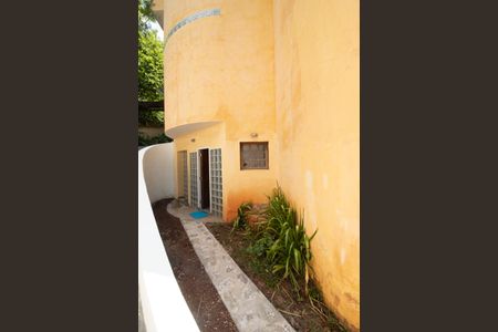Casa à venda com 110m², 2 quartos e 1 vagaÁrea comum