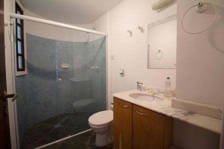 Casa à venda com 110m², 2 quartos e 1 vagaBanheiro