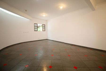Casa à venda com 110m², 2 quartos e 1 vagaSuíte
