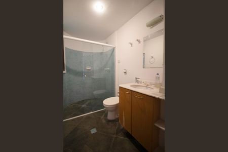 Casa à venda com 110m², 2 quartos e 1 vagaBanheiro