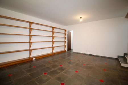 Casa à venda com 110m², 2 quartos e 1 vagaSala