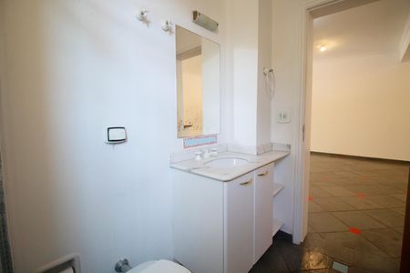 Casa à venda com 110m², 2 quartos e 1 vagaBanheiro da Suíte