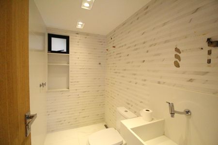 Casa de condomínio à venda com 201m², 5 quartos e 1 vagaBanheiro social