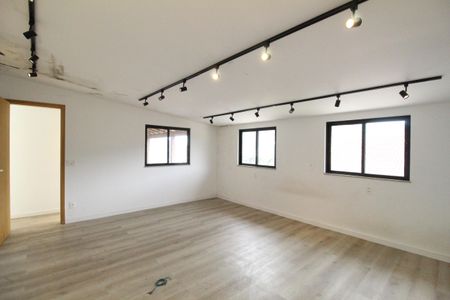 Casa de condomínio à venda com 201m², 5 quartos e 1 vagaSuíte 4