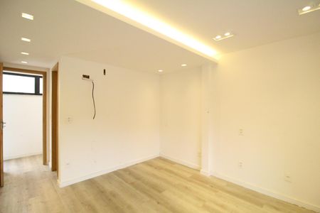 Casa de condomínio à venda com 201m², 5 quartos e 1 vagaSuíte 3