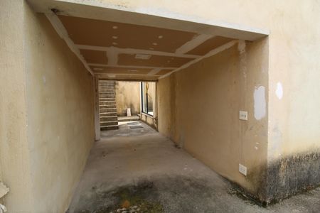 Casa de condomínio à venda com 201m², 5 quartos e 1 vagaLateral da casa 