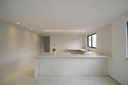 Casa de condomínio à venda com 201m², 5 quartos e 1 vagaCozinha