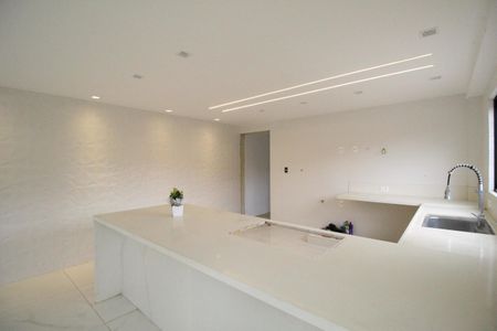 Casa de condomínio à venda com 201m², 5 quartos e 1 vagaCozinha