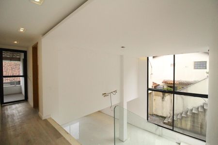 Casa de condomínio à venda com 201m², 5 quartos e 1 vagaMezanino