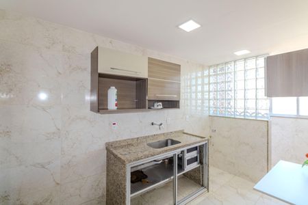 Apartamento para alugar com 65m², 2 quartos e 1 vaga Apartamento para alugar com 65m², 2 quartos e 1 vagaCozinha