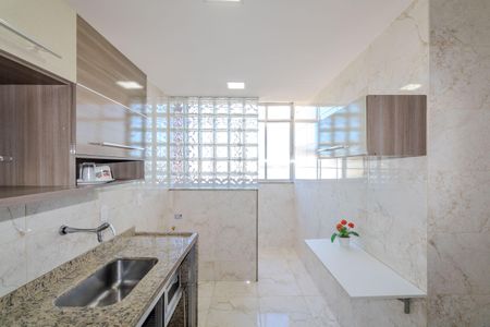 Apartamento para alugar com 65m², 2 quartos e 1 vaga Apartamento para alugar com 65m², 2 quartos e 1 vagaCozinha