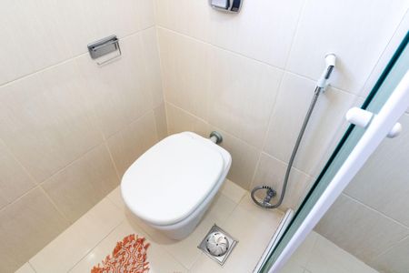 Apartamento para alugar com 65m², 2 quartos e 1 vaga Apartamento para alugar com 65m², 2 quartos e 1 vagaBanheiro