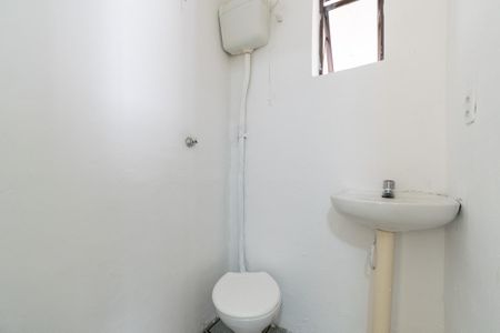 Casa para alugar com 27m², 1 quarto e sem vagaBanheiro