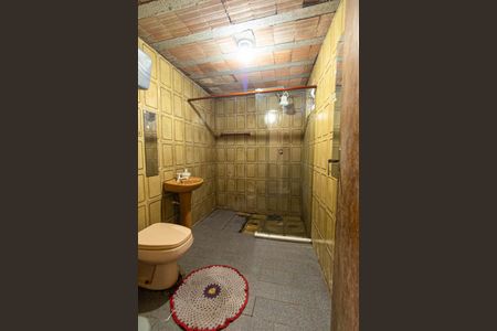 Casa para alugar com 200m², 2 quartos e 2 vagas Casa para alugar com 200m², 2 quartos e 2 vagasBanheiro Social 1