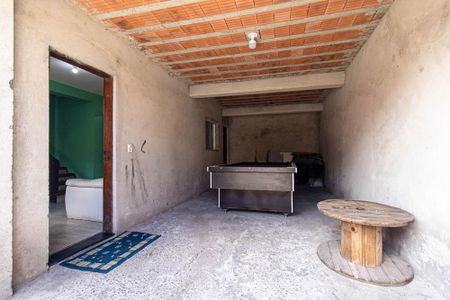 Casa para alugar com 200m², 2 quartos e 2 vagas Casa para alugar com 200m², 2 quartos e 2 vagasGaragem