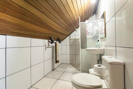 Casa para alugar com 200m², 2 quartos e 2 vagas Casa para alugar com 200m², 2 quartos e 2 vagasBanheiro Social 2