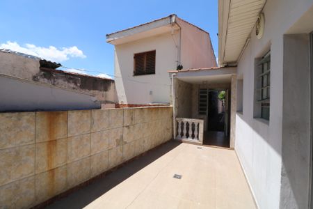 Casa à venda com 150m², 2 quartos e 1 vagaQuintal