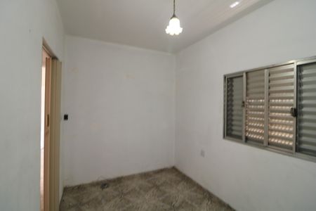 Casa à venda com 150m², 2 quartos e 1 vagaQuarto