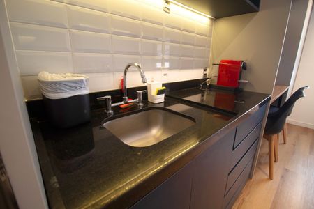 Studio para alugar com 21m², 1 quarto e sem vaga Studio para alugar com 21m², 1 quarto e sem vagaCozinha