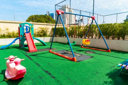 Apartamento à venda com 125m², 3 quartos e 3 vagasÁrea comum - Playground