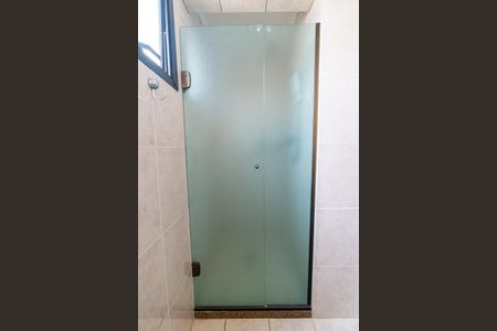 Apartamento à venda com 125m², 3 quartos e 3 vagasBanheiro da Suíte 1 Detalhe