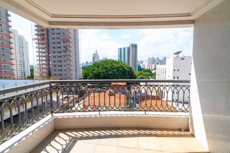 Apartamento à venda com 125m², 3 quartos e 3 vagasSacada