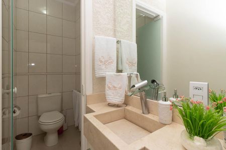 Casa à venda com 134m², 4 quartos e 3 vagasBanheiro 1