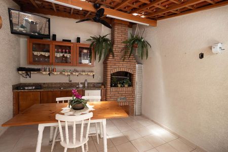 Casa à venda com 134m², 4 quartos e 3 vagasÁrea gourmet