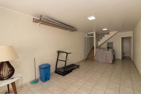 Casa à venda com 134m², 4 quartos e 3 vagasGaragem