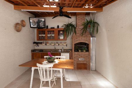 Casa à venda com 134m², 4 quartos e 3 vagasÁrea gourmet