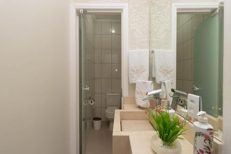 Casa à venda com 134m², 4 quartos e 3 vagasBanheiro 1