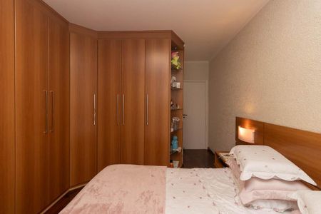 Casa à venda com 134m², 4 quartos e 3 vagasQuarto Suíte