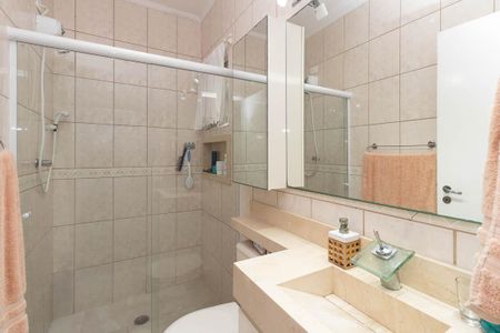 Casa à venda com 134m², 4 quartos e 3 vagasBanheiro Social