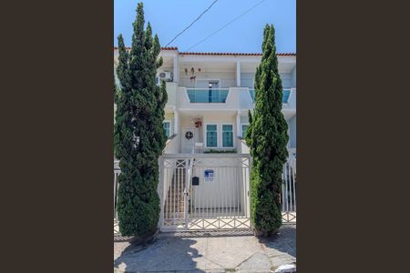 Casa à venda com 134m², 4 quartos e 3 vagasFachada