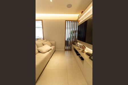 Apartamento para alugar com 136m², 3 quartos e 2 vagas Apartamento para alugar com 136m², 3 quartos e 2 vagasSala