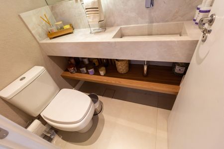 Apartamento para alugar com 136m², 3 quartos e 2 vagas Apartamento para alugar com 136m², 3 quartos e 2 vagasLavabo