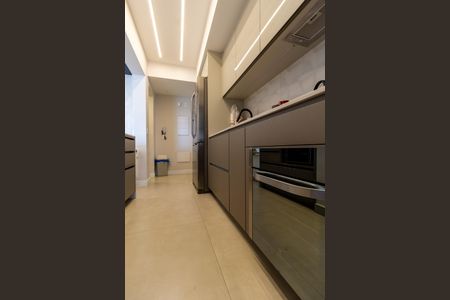 Apartamento para alugar com 136m², 3 quartos e 2 vagas Apartamento para alugar com 136m², 3 quartos e 2 vagasCozinha