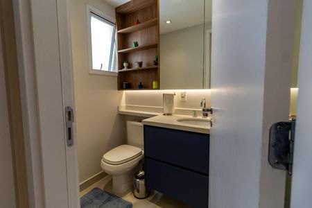 Apartamento para alugar com 136m², 3 quartos e 2 vagas Apartamento para alugar com 136m², 3 quartos e 2 vagasBanheiro