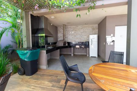 Apartamento para alugar com 136m², 3 quartos e 2 vagas Apartamento para alugar com 136m², 3 quartos e 2 vagasÁrea comum - Churrasqueira