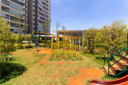 Apartamento para alugar com 136m², 3 quartos e 2 vagas Apartamento para alugar com 136m², 3 quartos e 2 vagasÁrea comum - Playground