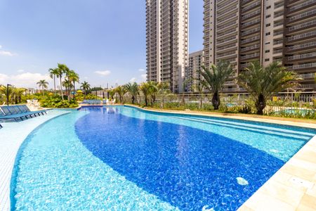 Apartamento para alugar com 136m², 3 quartos e 2 vagas Apartamento para alugar com 136m², 3 quartos e 2 vagasÁrea comum - Piscina