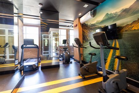 Apartamento para alugar com 136m², 3 quartos e 2 vagas Apartamento para alugar com 136m², 3 quartos e 2 vagasÁrea comum - Academia