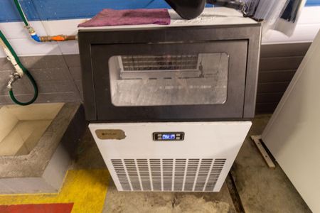 Apartamento para alugar com 136m², 3 quartos e 2 vagas Apartamento para alugar com 136m², 3 quartos e 2 vagasMáquina de Gelo