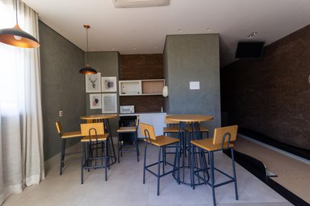 Apartamento para alugar com 136m², 3 quartos e 2 vagas Apartamento para alugar com 136m², 3 quartos e 2 vagasÁrea comum - Boliche