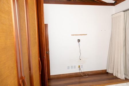 Casa de condomínio para alugar com 360m², 3 quartos e 4 vagasQuarto 1