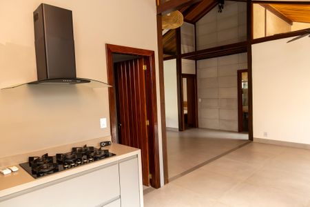 Casa de condomínio para alugar com 360m², 3 quartos e 4 vagasCozinha