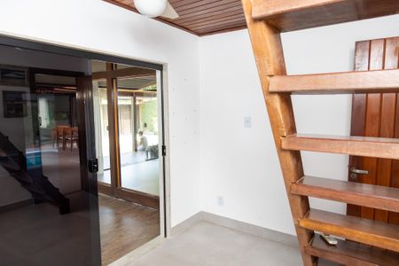 Casa de condomínio para alugar com 360m², 3 quartos e 4 vagasQuarto 3